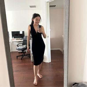 Reiss blue velvet NWT midi dress in size 2